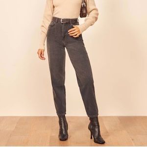 SOLD ❗️Reformation Kris Relaxed Curve jean